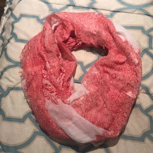 Red and white printed scarf 🧣